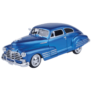 Timeless Legends - 1:24 Scale 1948 Chevy Aerosedan Fleetline [Blue]